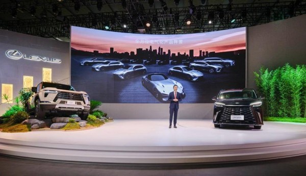 探索豪华出行多样化 LEXUS雷克萨斯全新一代GX亮相广州车展