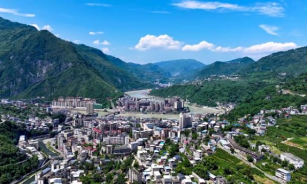 沙宝亮“又回首”巡回演出乐山站：文旅钜惠，畅享盛夏狂欢！-7月26日乐山奥林匹克中心体育馆（室内），与实力唱将沙宝亮共赴音乐狂欢！